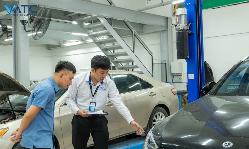 học sale ô tô
