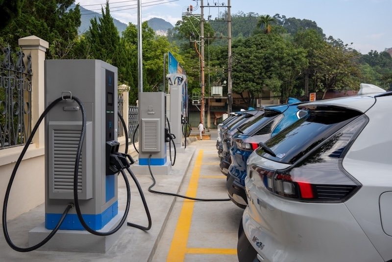hệ thống trạm sạc đang được xây dựng nhiều hơn