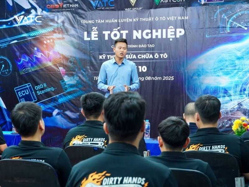 anh Đặng Văn Luyện - Giám đốc Điều hành Trung tâm VATC