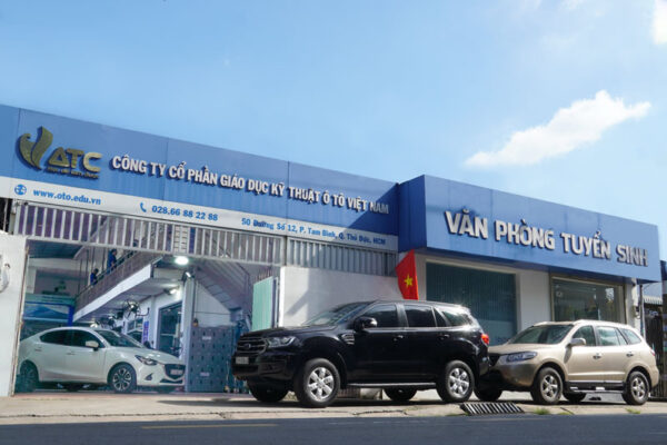 Trung tâm dạy nghề sửa chữa ô tô VATC là trường dạy nghề chất lượng tại Việt Nam