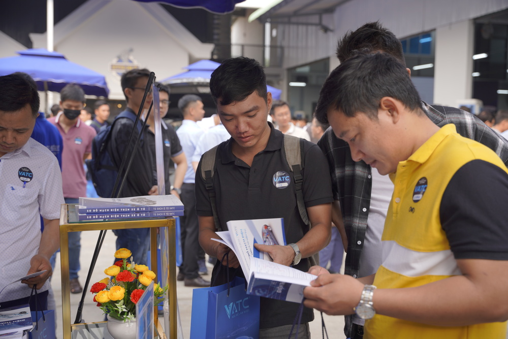 hội thảo, hội thảo ô tô điện, xe ô tô điện, hội thảo xe điện, hội thảo xe điện VATC, trung tâm VATC, triển lãm ô tô điện, xe ô tô, xe hơi điện, hội thảo xe ô tô điện