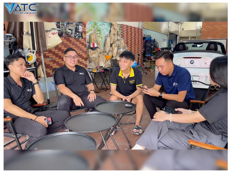 anh ngọc sự chủ garage ns detailing