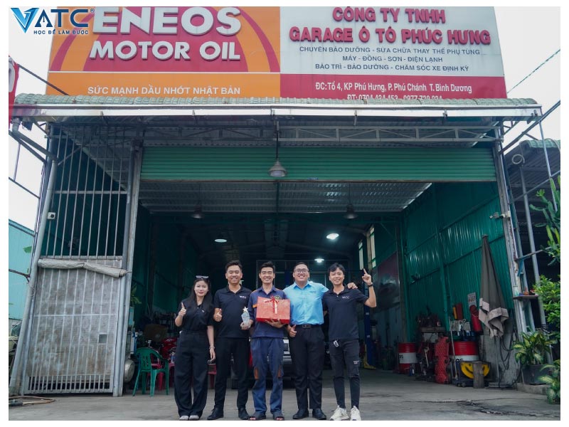 anh phúc chủ garage phúc hưng