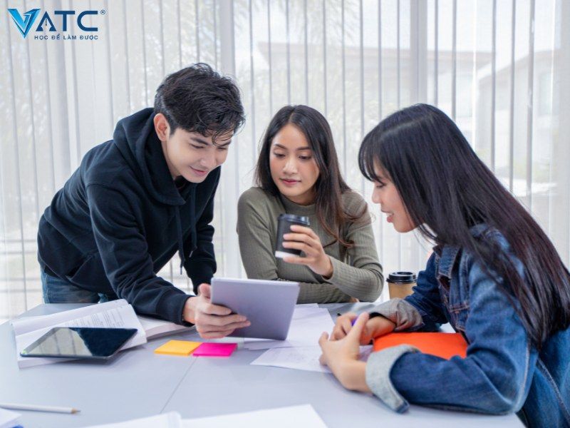 đối tượng phù hợp với đi học là người có sự yêu thích việc học