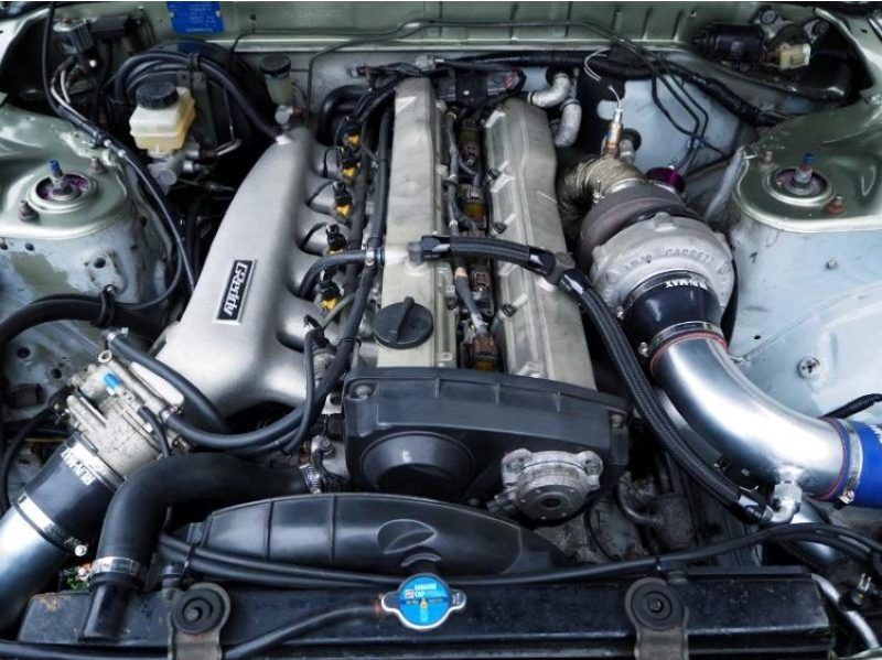 Cấu tạo bên trong RB25DET