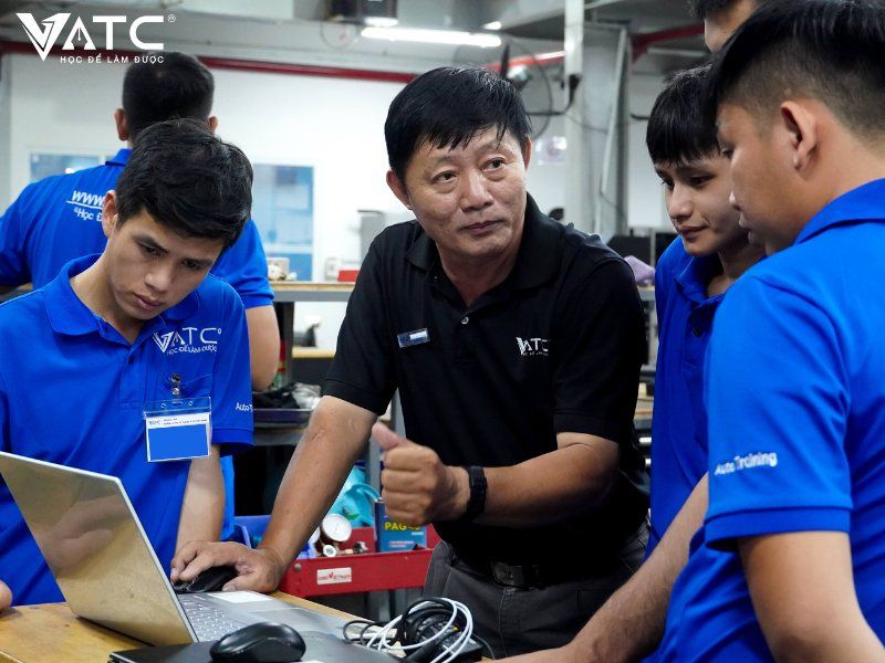 giảng viên tại vatc là chuyên gia với tay nghề cực chất lượng