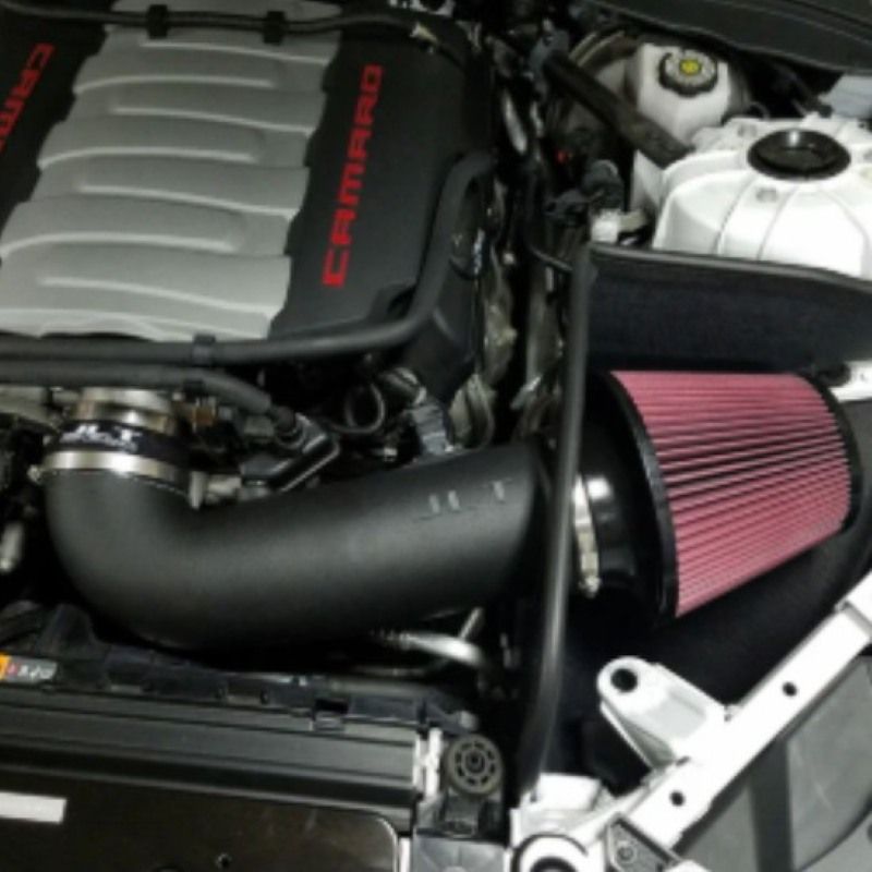 Hình 3. Lắp đặt CAI (Cold Air Intake) để hút khí mát vào động cơ