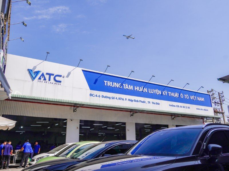trung tâm dạy nghề sửa chữa ô tô uy tín vatc
