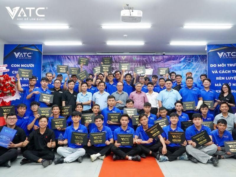 trung tâm VATC – mười năm bền bỉ gieo trồng tri thức