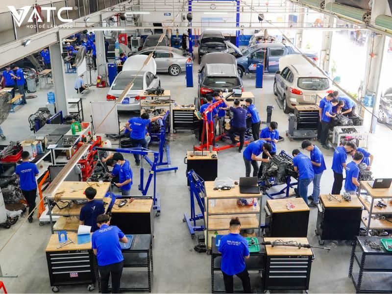 vatc có nhiều khoá học sửa chữa ô tô ngắn hạn cho bạn lựa chọn