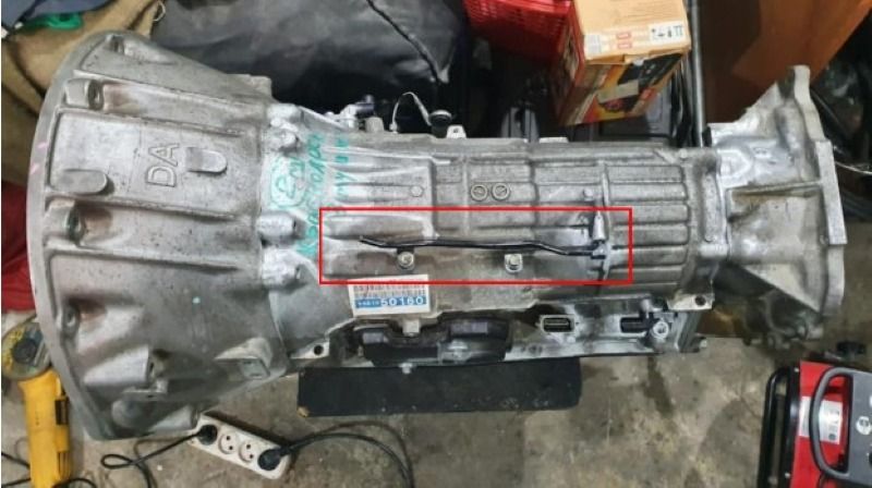 Vị trí nắp thông hơi hộp số tự động