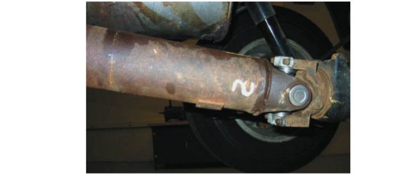 Góc làm việc của khớp chữ thập Cardan phía sau này rất rõ ràng.