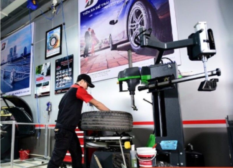 Thay thế lốp mới khi cần thiết