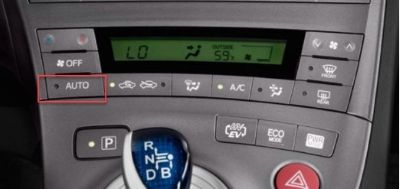 Cảm biến nhiệt độ trong xe