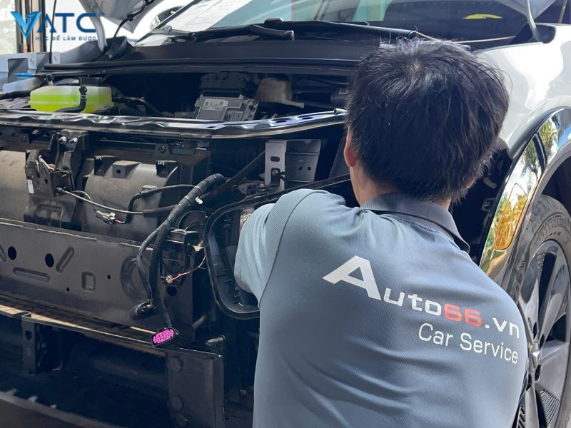 dù đã đi học trước đó nhưng khi ra làm anh vẫn luôn trau dồi thêm nhiều kỹ năng