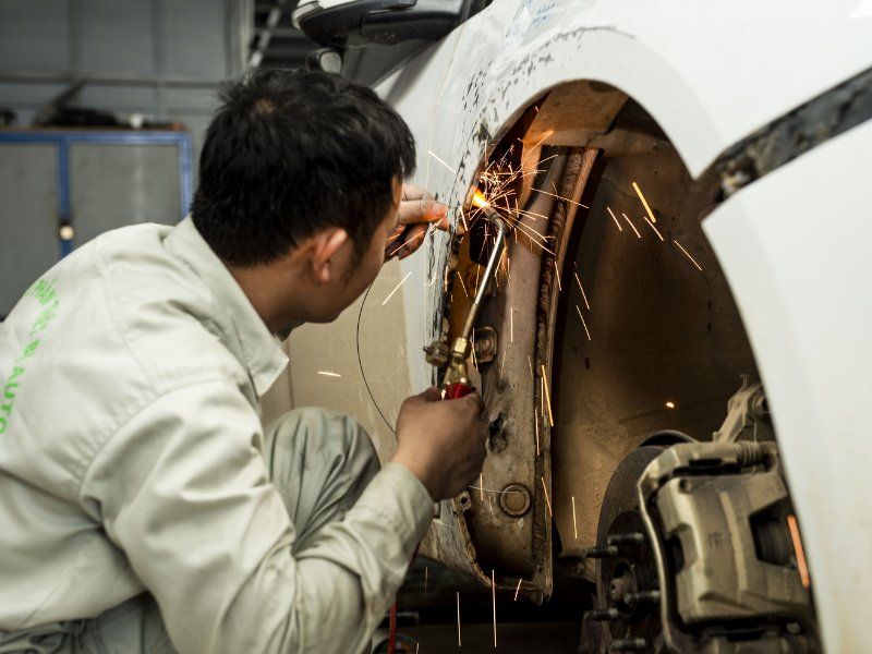 Vấn đề thiếu thợ luôn là bài toán khó của hầu hết các Garage