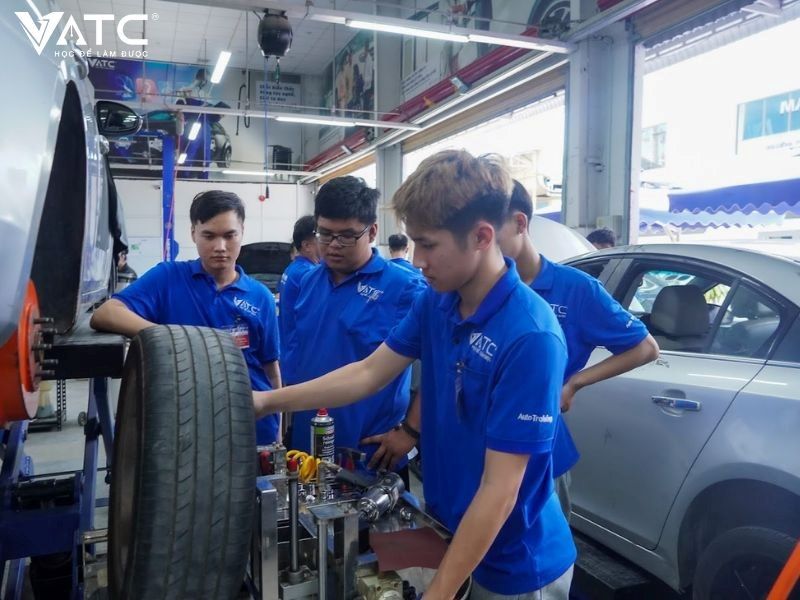 Các yếu tố quyết định cơ hội việc làm trong tương lai của bạn