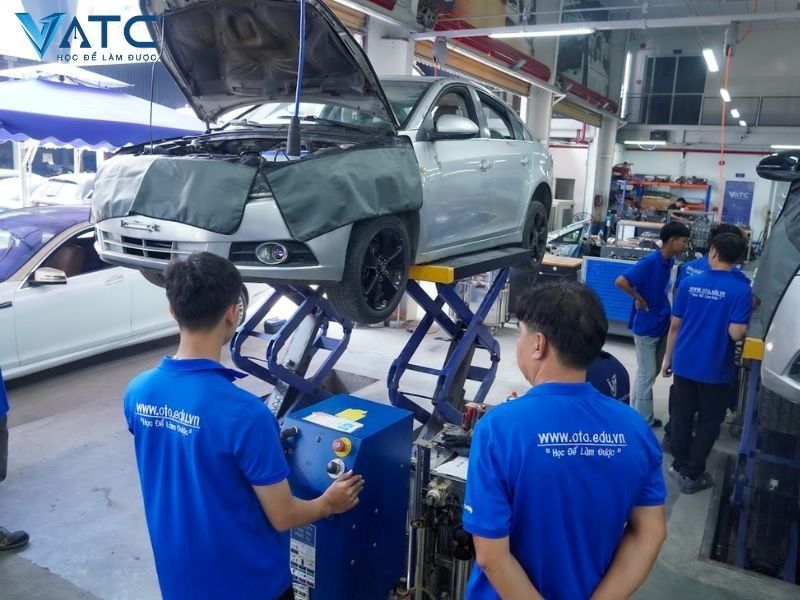 Điểm danh những ngành đang thiếu nhân lực nhiều hiện nay