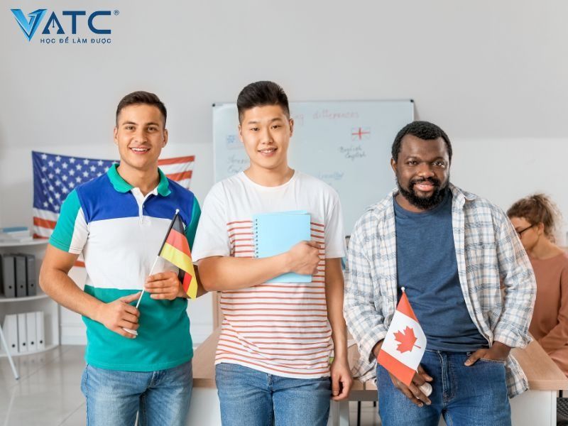 Sinh viên ngành Ngôn ngữ cần thêm kỹ năng nghề nghiệp để tăng cơ hội việc làm