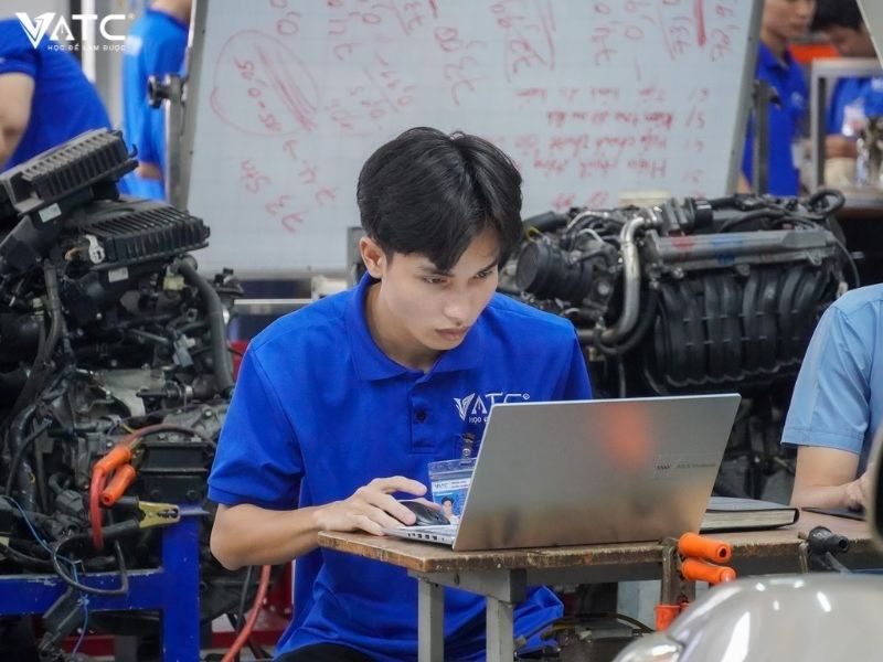 càng vững tay nghề, cơ hội tăng thu nhập trong ngành bảo dưỡng xe hơi càng rõ ràng