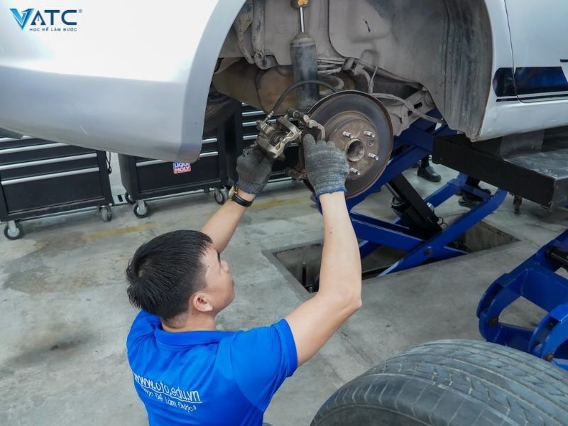 VATC giúp học viên kết nối cơ hội việc làm sau tốt nghiệp